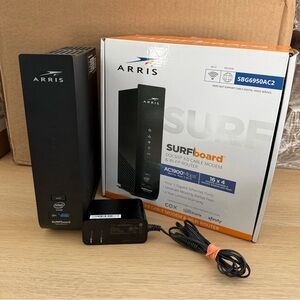 ARRIS Surfboard SBG6950AC2 Cable Modem & Wi-fi Router